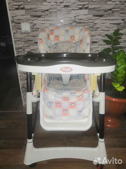 Стульчик для кормления