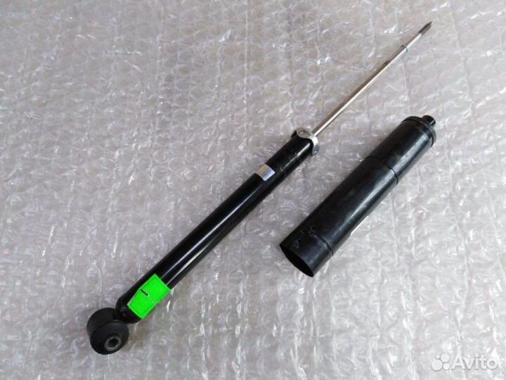 Амортизатор подвески задний Hyundai Getz 2002