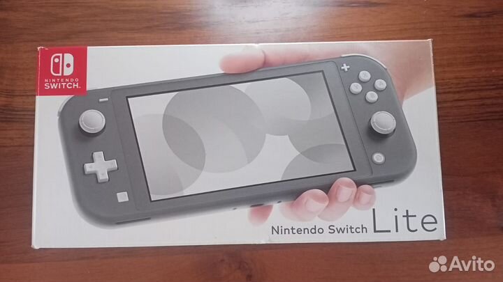 Nintendo switch lite с 3 играми