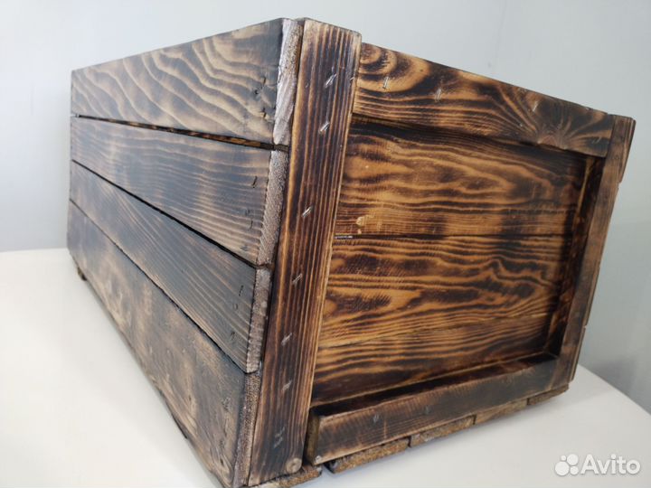 Деревянный ящик