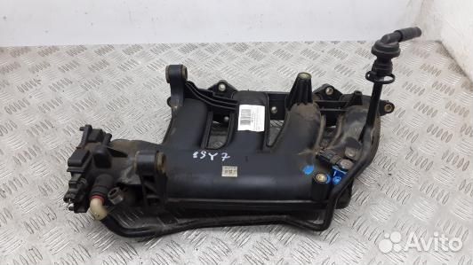 Впускной коллектор бензиновый mercedes benz C-clas