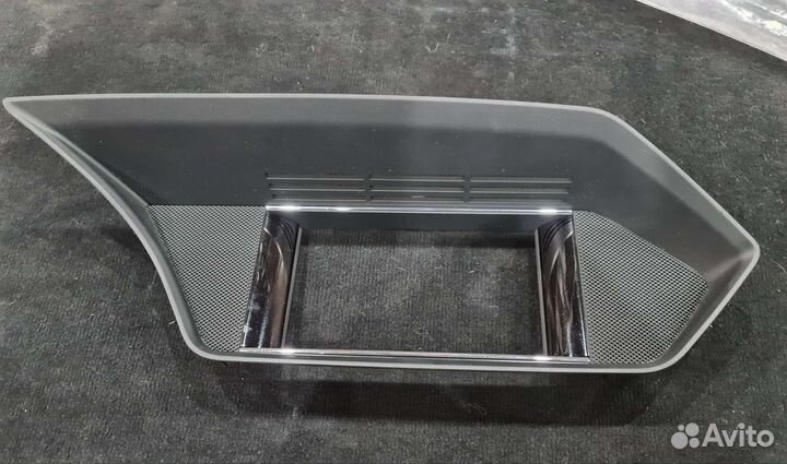 Рамка центрального дисплея Mercedes W212 дорест