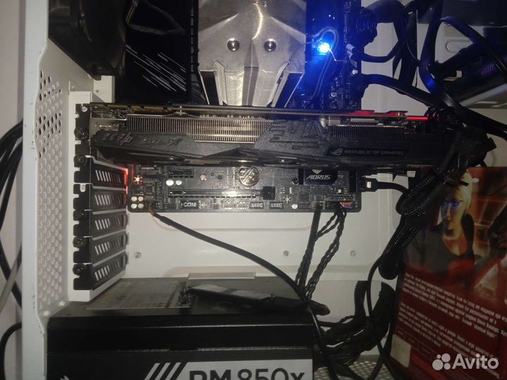 Видеокарта Asus GeForce GTX 1070 strix OC