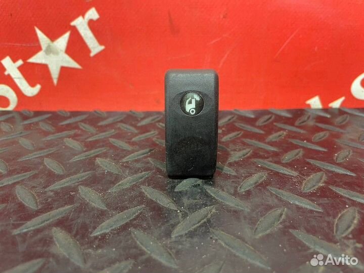 Кнопка люка Daf 95XF, Daf XF105, Daf XF95