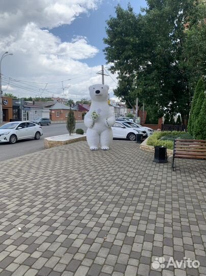 Танцующий белый медведь/Аниматор/Ростовая кукла