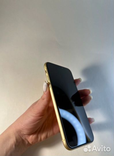 iPhone Xr, 128 ГБ