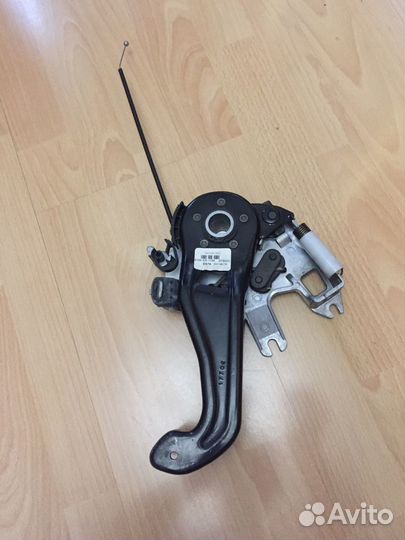 Педаль ручника Мерседес мл гл 164
