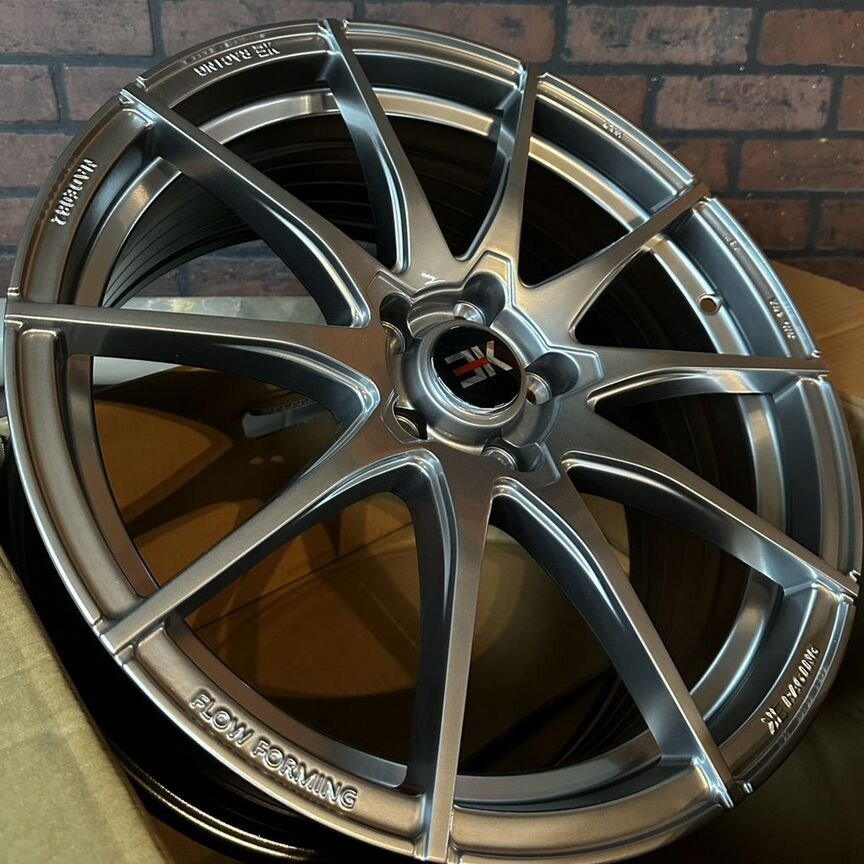 Литые диски Powcan 8×R18 5×108