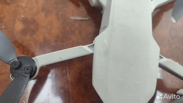 Квадрокоптер dji mavic mini 2 штуки