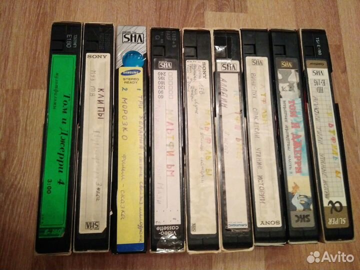 Видео кассеты с детскими фильмами