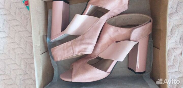 Босоножки женские 40 размер