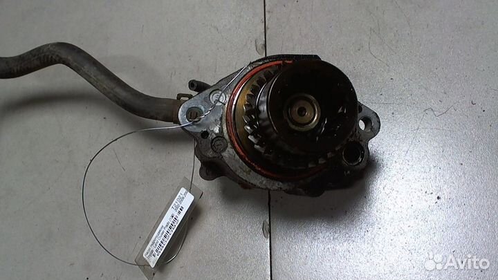 Насос вакуумный Toyota Land Cruiser Prado (120)