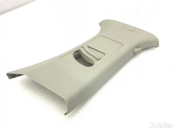 Обшивка стойки правая Skoda Octavia 1.6 cwva 2018