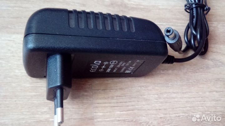 Адаптер питания для светодиодных лент