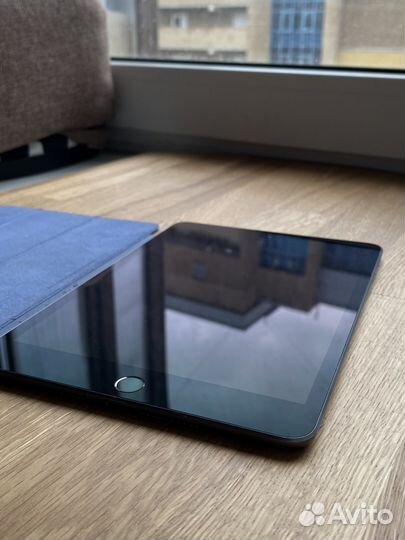 iPad mini 5 cellular + wifi 64gb