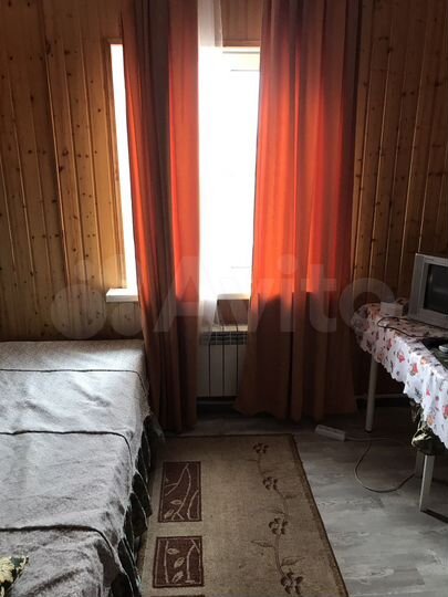 Комната 10 м² в 6-к., 2/3 эт.