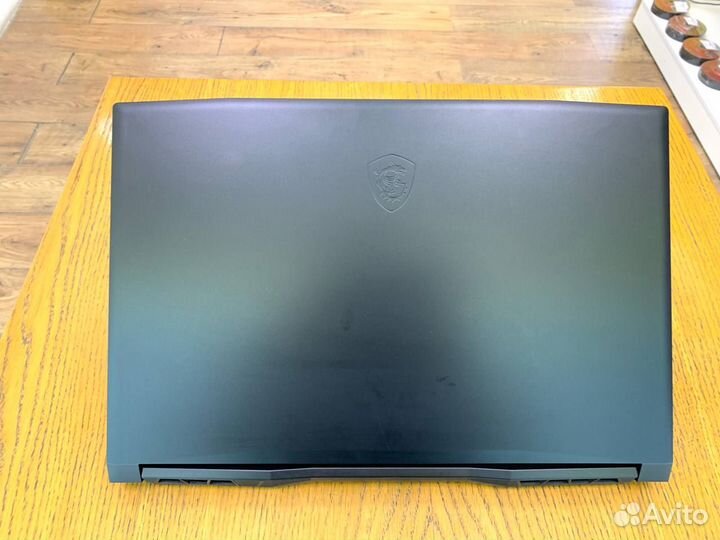 Игровой ноутбук MSI GF76 (12UD-259RU) 3050 Ti