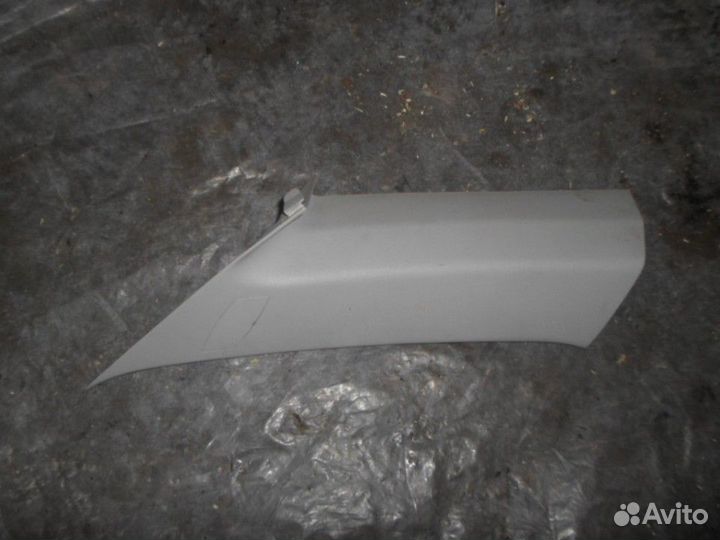 Обшивка стойки задней правой верхняя короткая хэтч