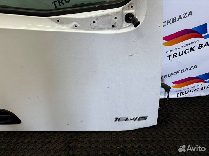 9607202403 Дверь правая Mercedes-Benz Actros