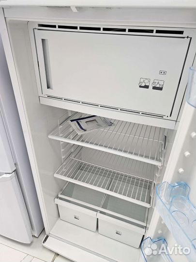 Однокамерный Холодильник. Как Новый