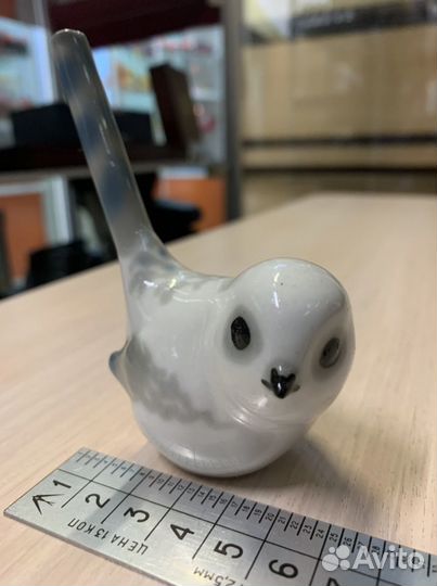 Статуэтка фарфоровая 