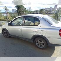 Toyota Echo 1.5 MT, 2000, 220 000 км, с пробегом, цена 430 000 руб.