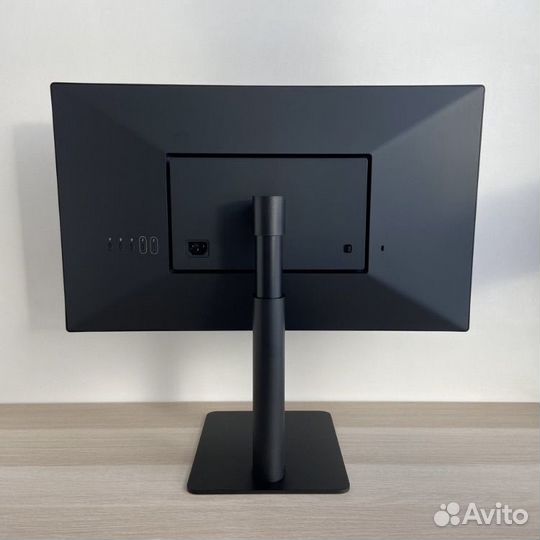 Монитор LG UltraFine 4K 23.7