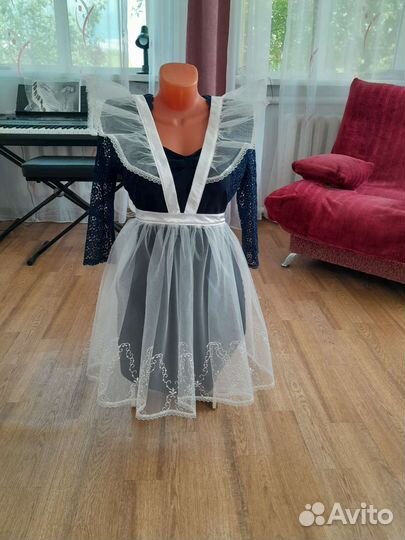 Белый школьный фартук 140