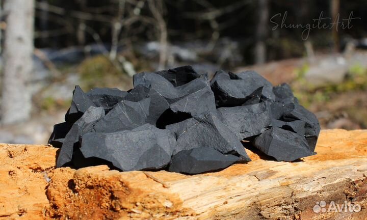 Карельский шунгит камень
