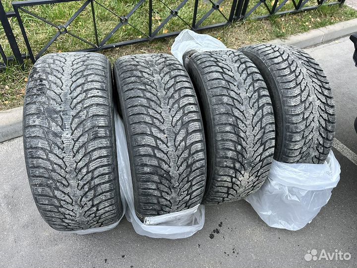 Nokian Tyres Hakkapeliitta 9 SUV 285/50 R20 116T