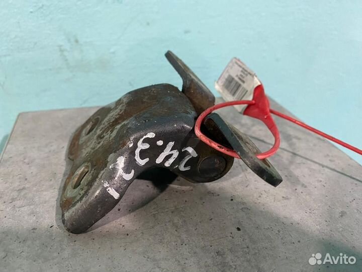 Петля двери передняя левая lifan X60