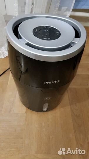 Увлажнитель воздуха Philips HU4813/10,черный