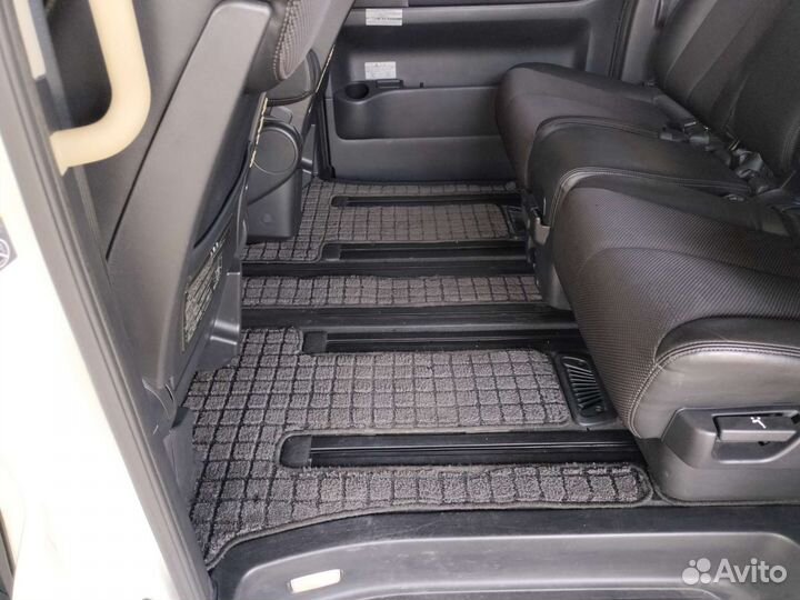 Nissan Elgrand 3.5 AT, 2008, 170 000 км