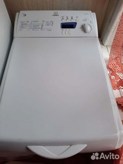 Стиральная машина с вертикальной загрузкой