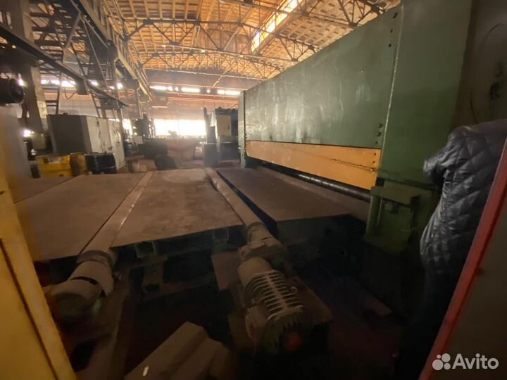 Листоправильная машина UBR 25х3150