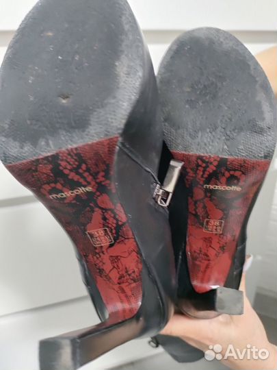 Продам сапоги осенние Mascotte