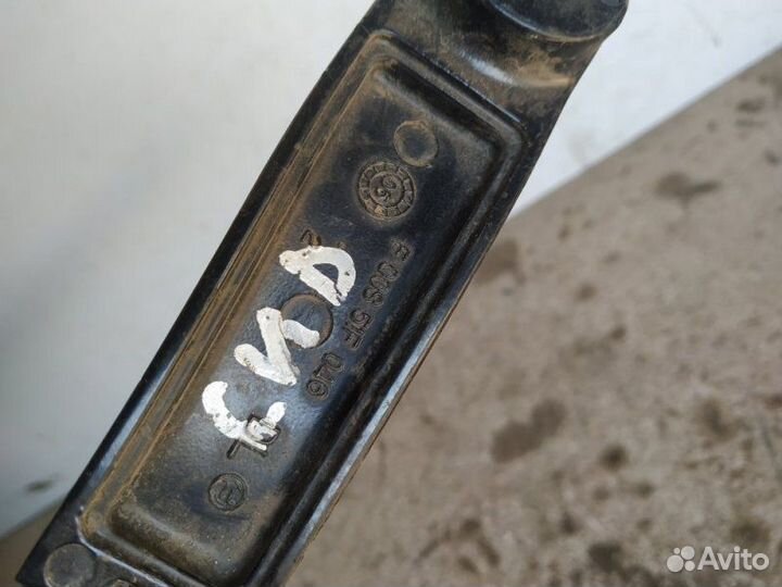 Поводок стеклоочистителя правый Kia Ceed 2006-2012