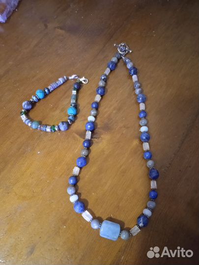 Бусы из натуральных камней