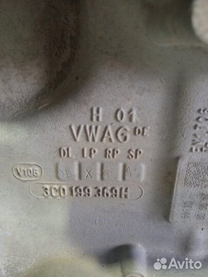 Подрамник двигателя Volkswagen Tiguan cawa 2010