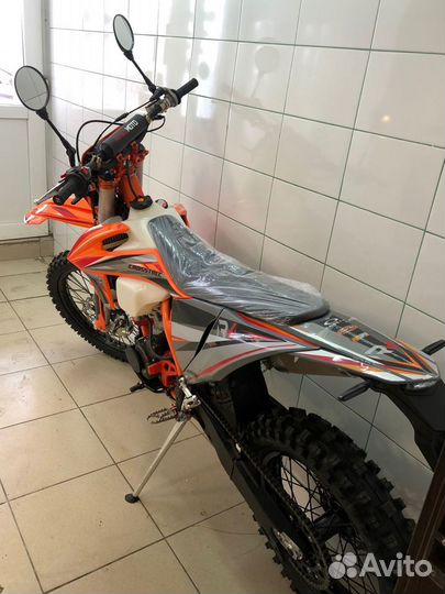 Мотоцикл Regulmoto Crosstrec 300