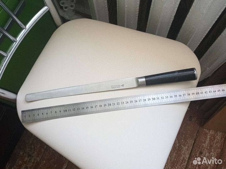 Кухонный нож длинный