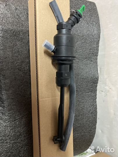 Цилиндр сцепления главный 30610-7623R logan