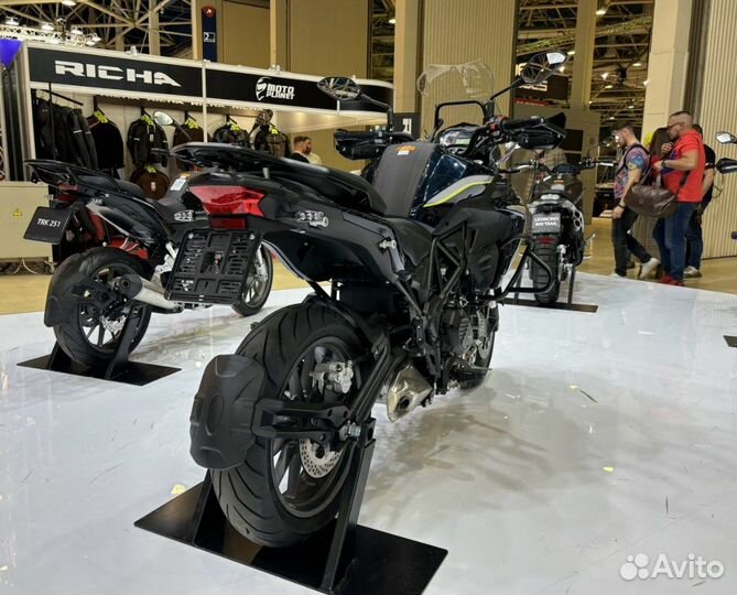 Мотоцикл Benelli TRK 502