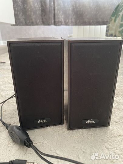 Наушники и колонка