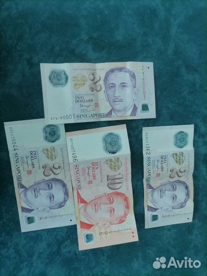 Сингапурский доллар в пластике в обращении