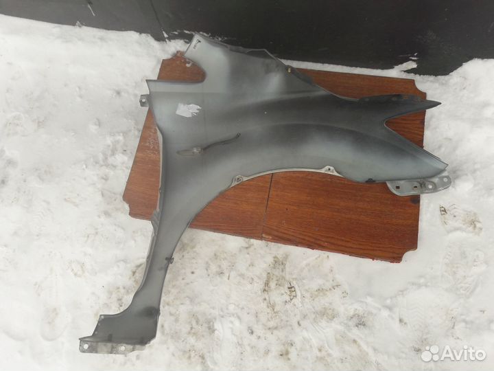 Крыло левое Toyota Mark X Zio