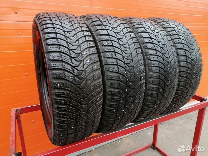 Michelin X-Ice North 3 205/60 R16