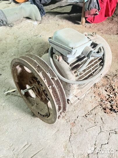 Электродвигатель 380 8квт