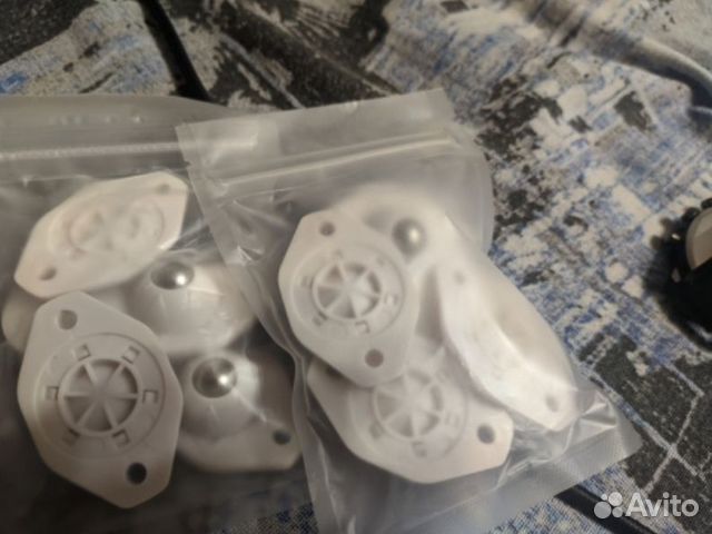 Cамоклеящиеся ролики для мебели 4шт