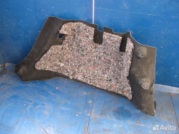 Обшивка багажника левая,правая renault Sandero 2